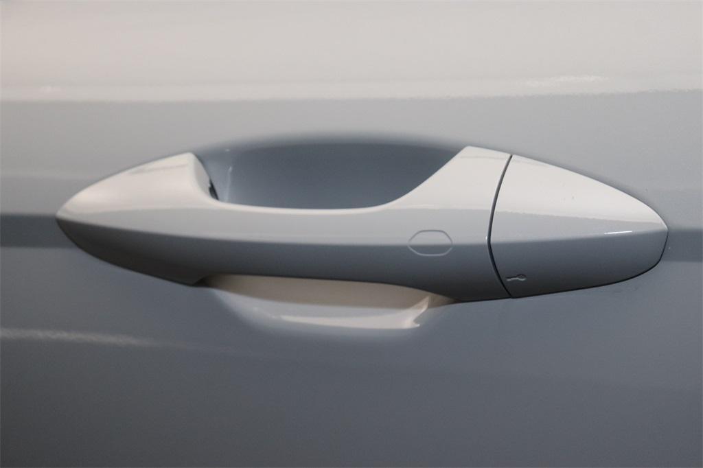new 2025 Hyundai Kona car, priced at $28,584