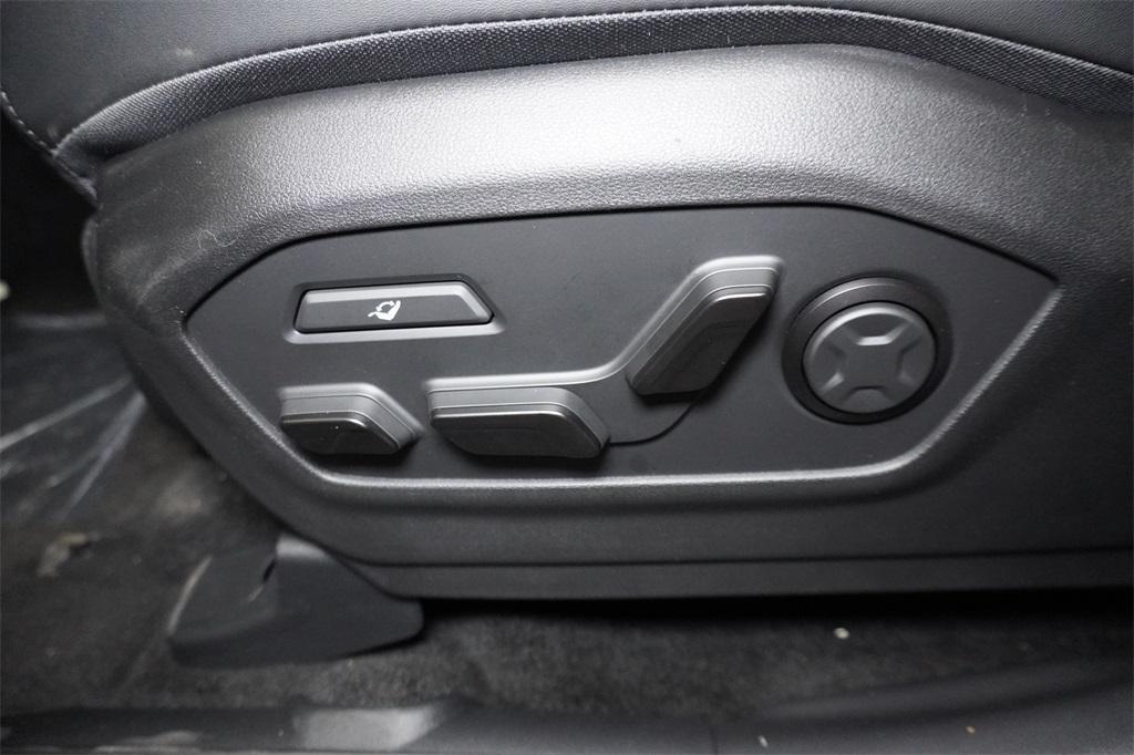 new 2025 Hyundai SANTA FE HEV car, priced at $50,515