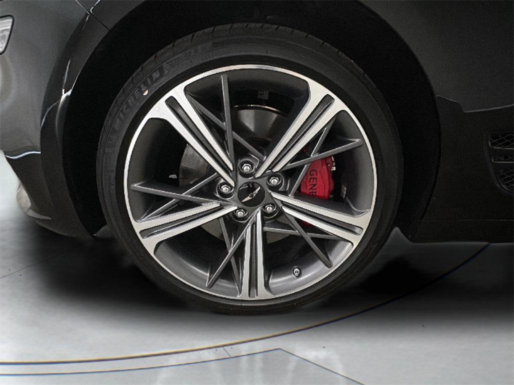used 2025 Genesis G70 car, priced at $39,000
