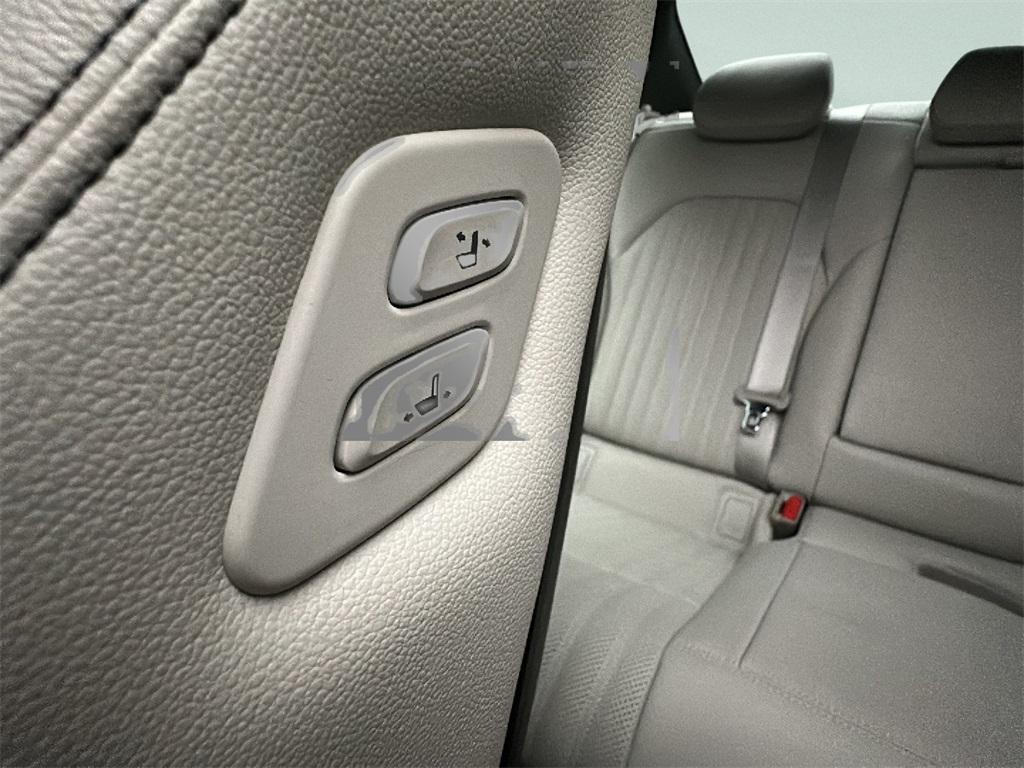 used 2025 Genesis G70 car, priced at $40,000