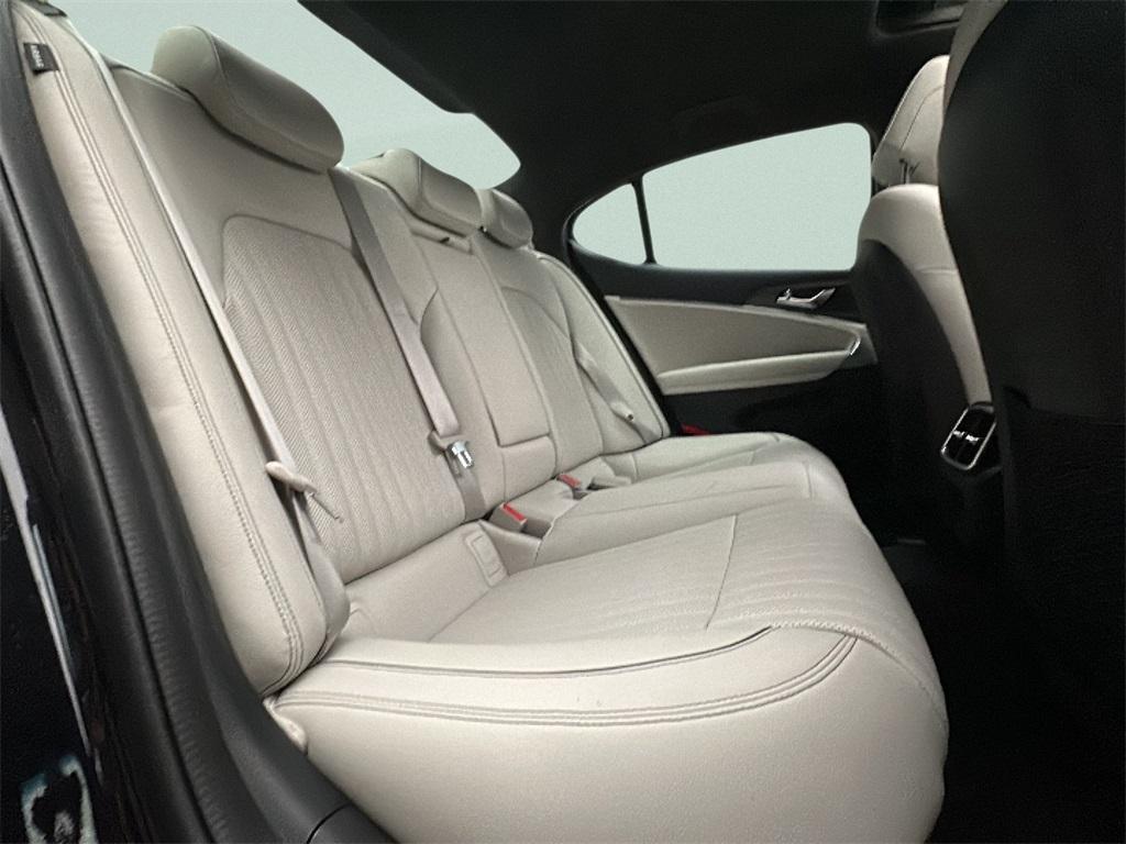 used 2025 Genesis G70 car, priced at $39,000
