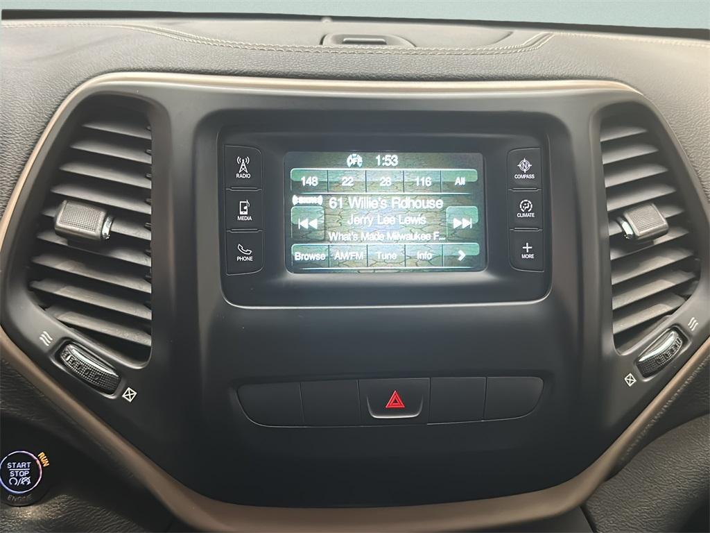 used 2014 Jeep Cherokee car, priced at $13,250