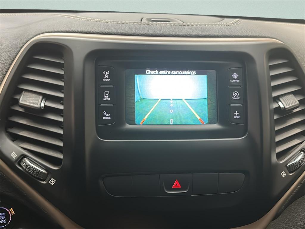 used 2014 Jeep Cherokee car, priced at $13,250