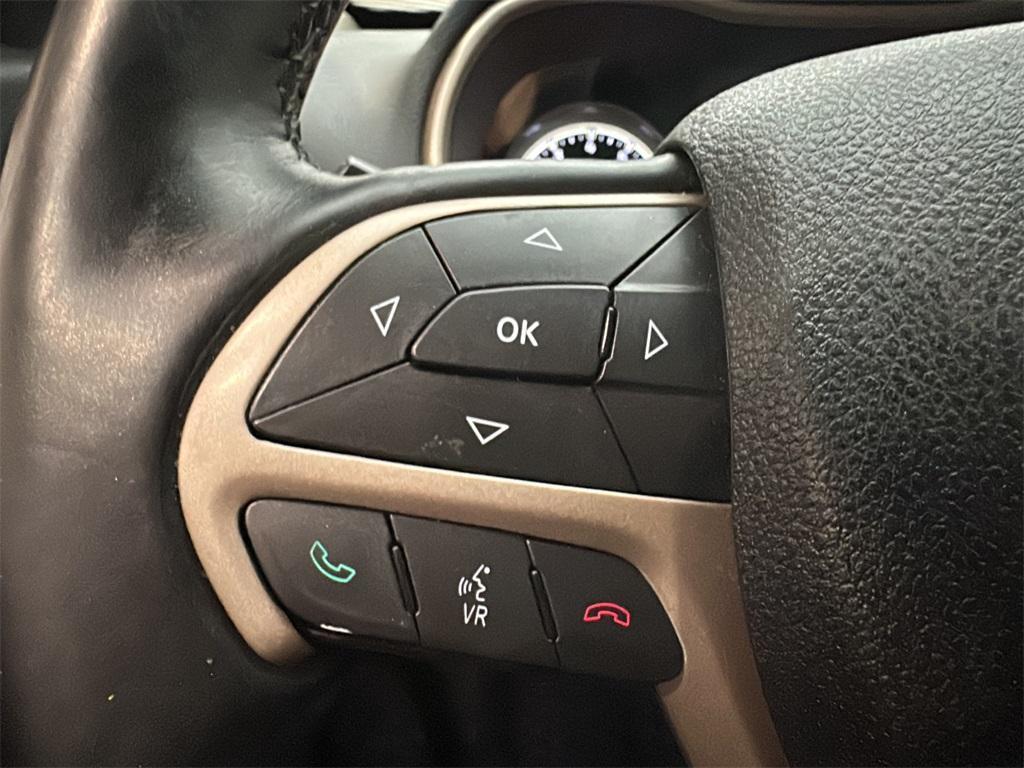 used 2014 Jeep Cherokee car, priced at $13,250