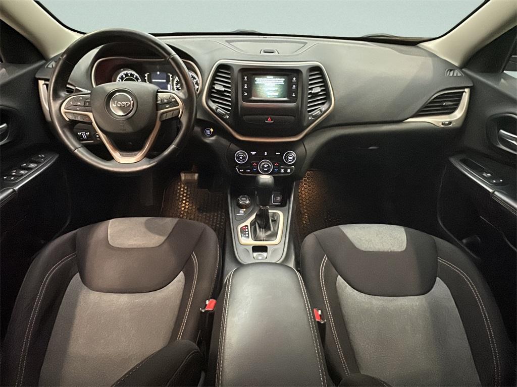 used 2014 Jeep Cherokee car, priced at $13,250
