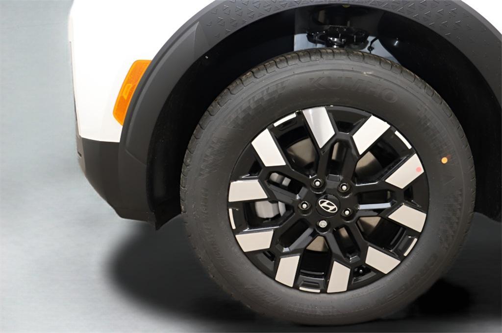 new 2025 Hyundai SANTA CRUZ car, priced at $32,828