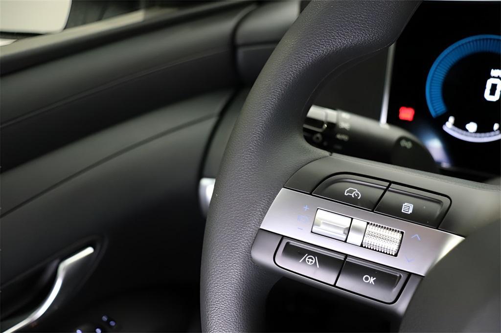 new 2025 Hyundai SANTA CRUZ car, priced at $30,317