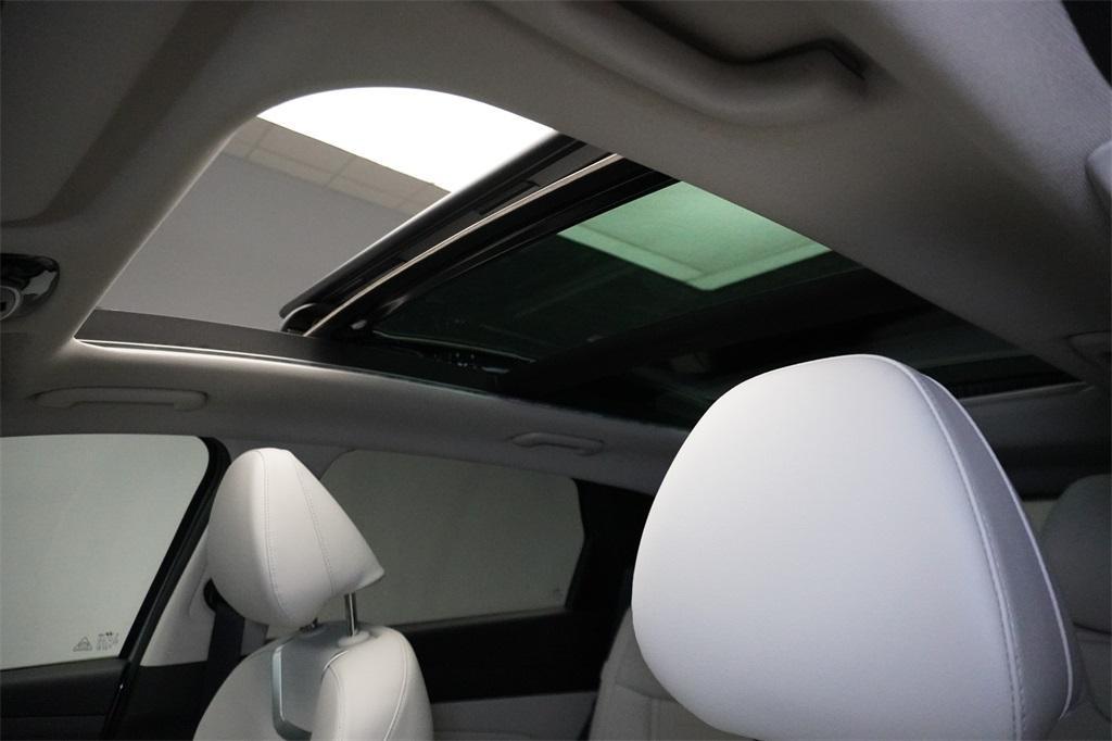new 2025 Hyundai TUCSON Hybrid car, priced at $42,125