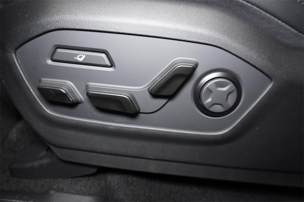 new 2025 Hyundai SANTA FE HEV car, priced at $48,475