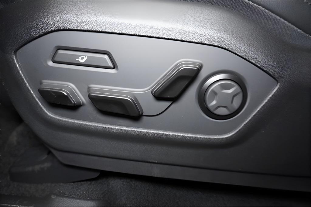 new 2025 Hyundai SANTA FE HEV car, priced at $44,975