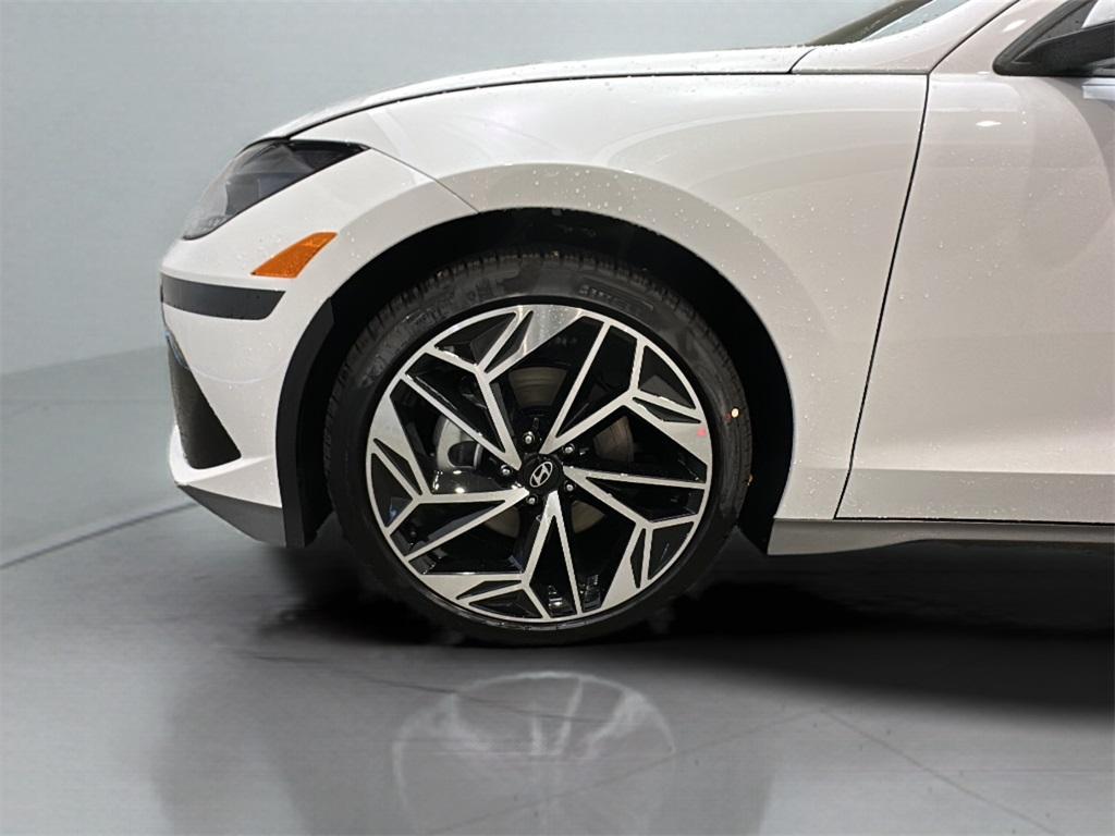 new 2025 Hyundai IONIQ 6 car, priced at $42,242