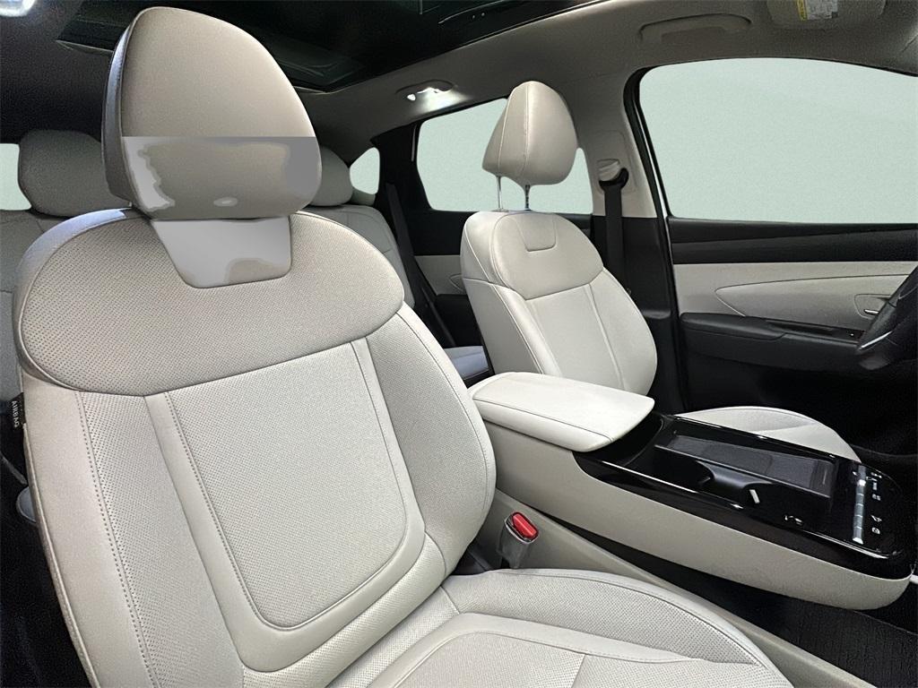 used 2025 Hyundai TUCSON Hybrid car, priced at $34,750