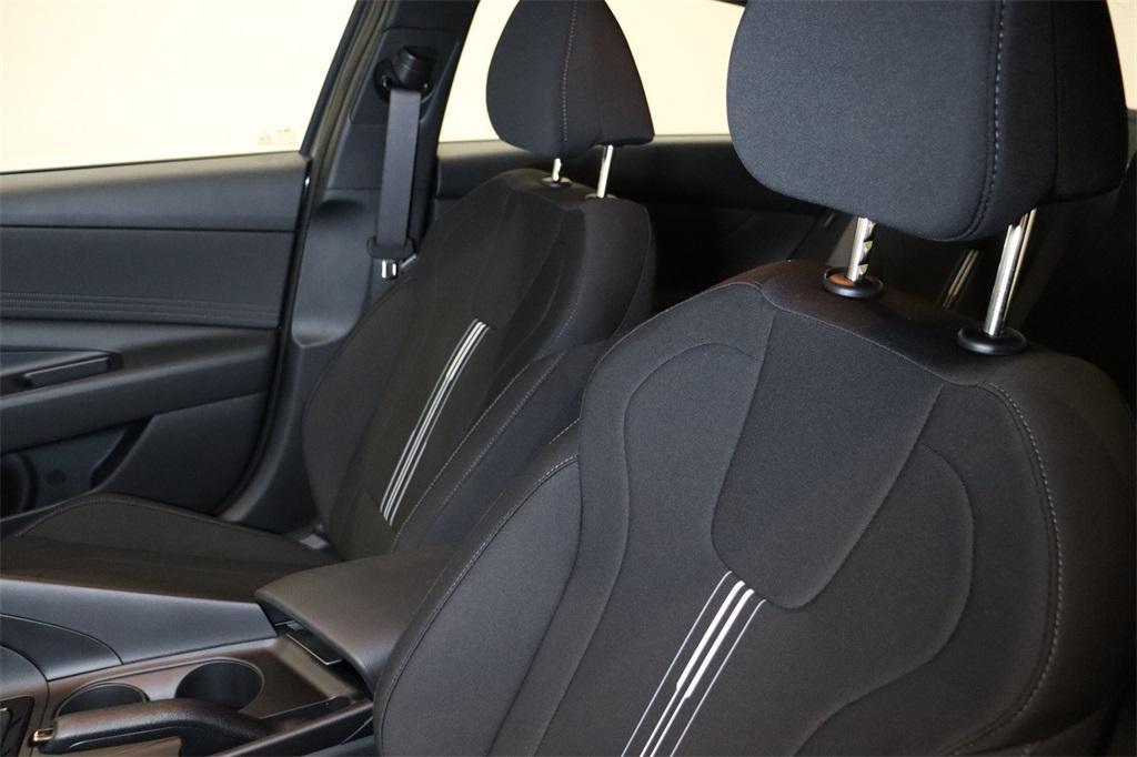 new 2025 Hyundai Elantra car, priced at $23,092
