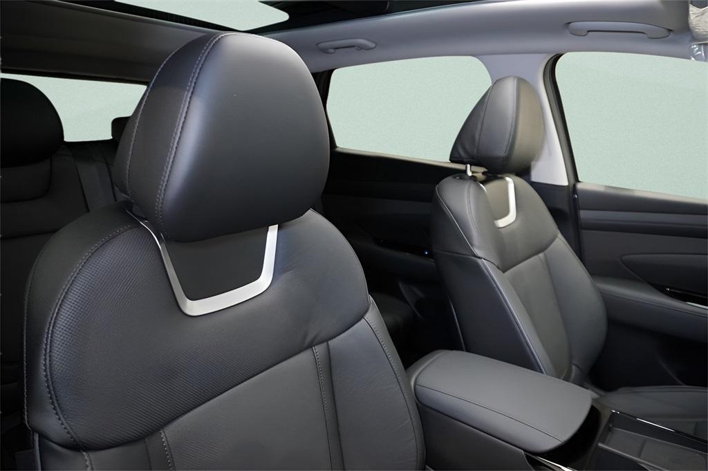 new 2025 Hyundai Tucson car, priced at $40,220
