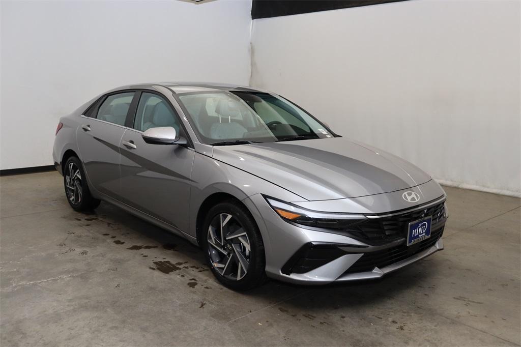 new 2025 Hyundai ELANTRA HEV car, priced at $29,660