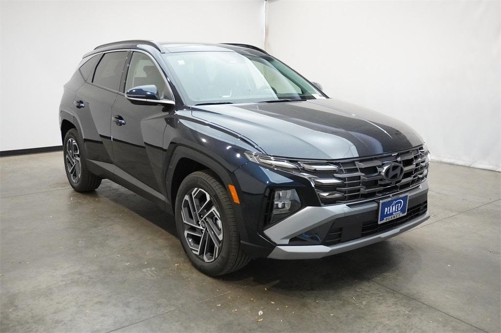 new 2025 Hyundai TUCSON Hybrid car, priced at $41,004