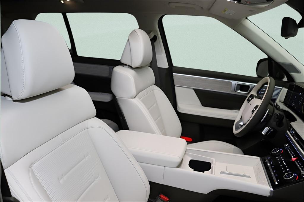 new 2025 Hyundai SANTA FE HEV car, priced at $47,068