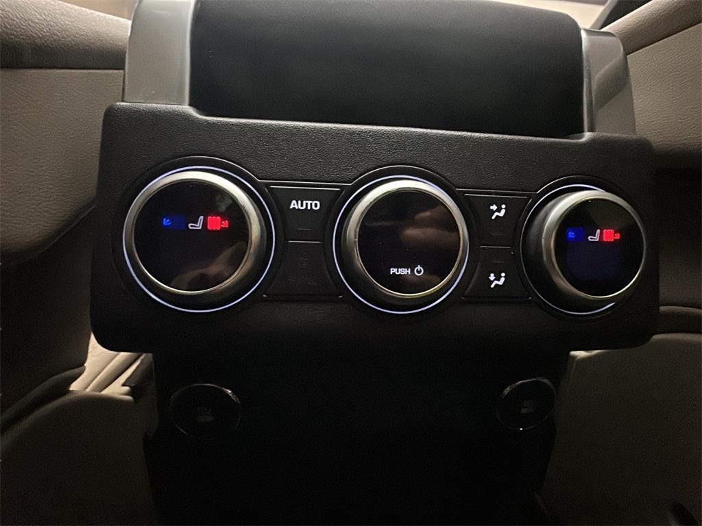 used 2020 Land Rover Discovery car, priced at $21,000