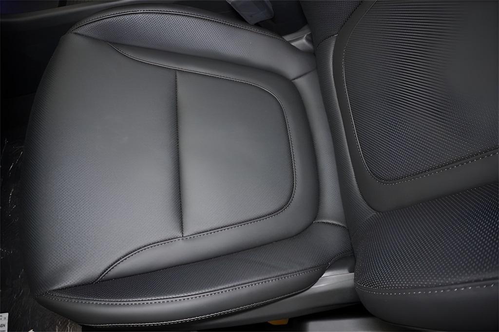 new 2025 Hyundai TUCSON Hybrid car, priced at $34,553