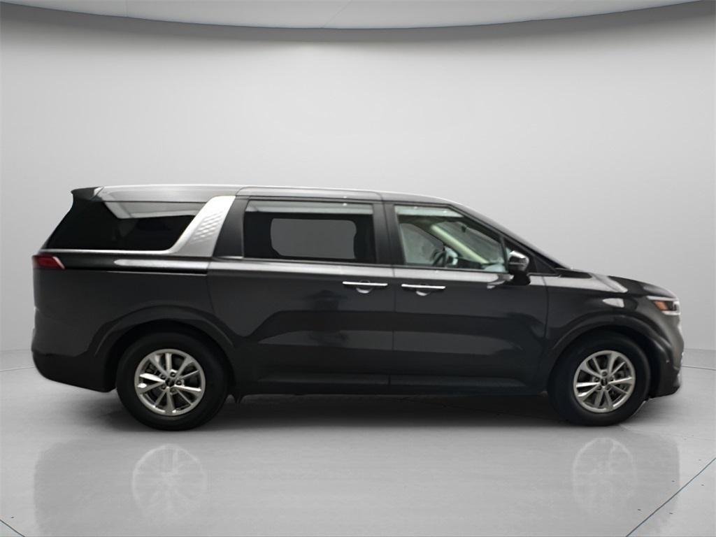 used 2023 Kia Carnival car, priced at $29,150