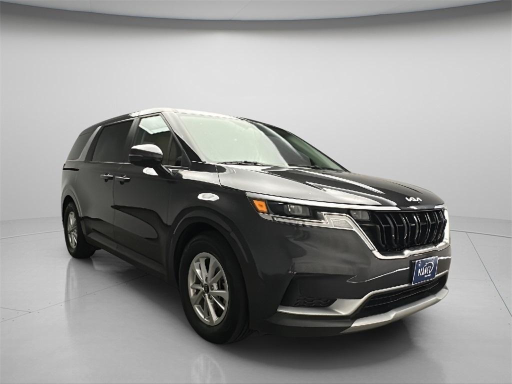 used 2023 Kia Carnival car, priced at $29,150