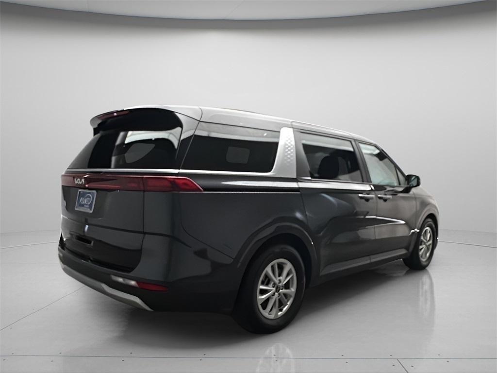 used 2023 Kia Carnival car, priced at $29,150