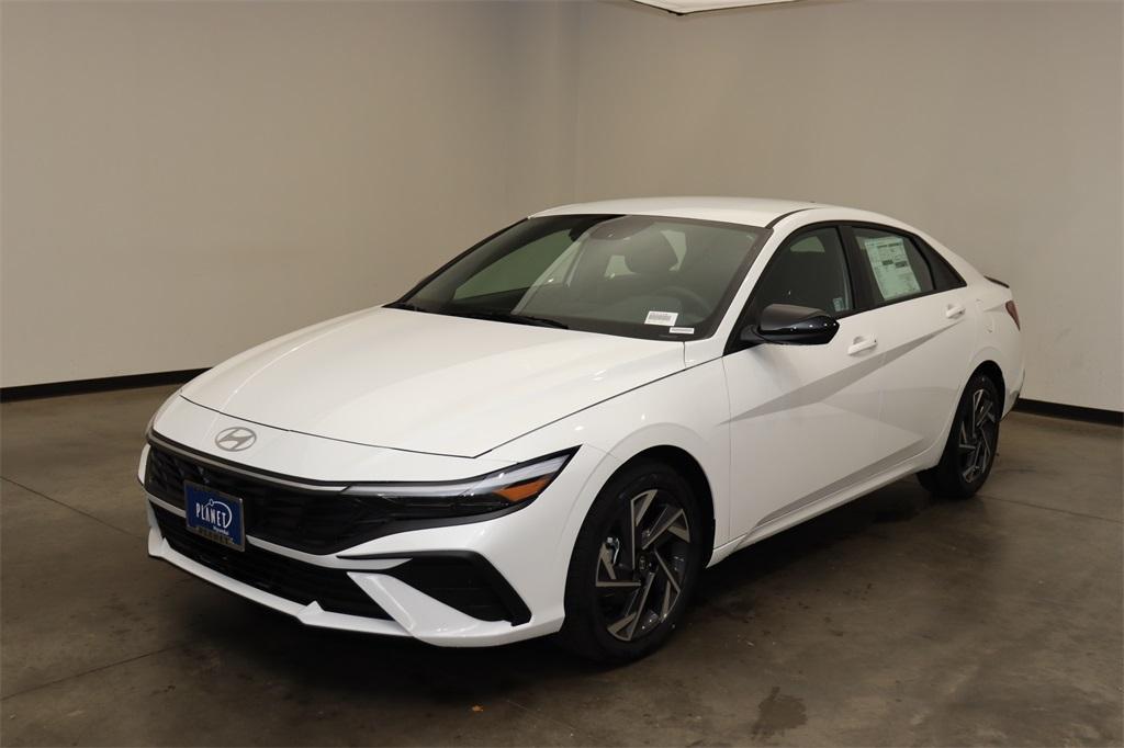 new 2025 Hyundai Elantra car, priced at $22,595