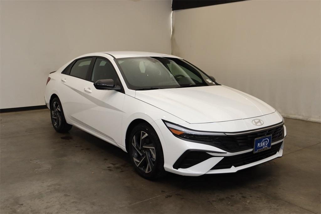 new 2025 Hyundai Elantra car, priced at $22,595