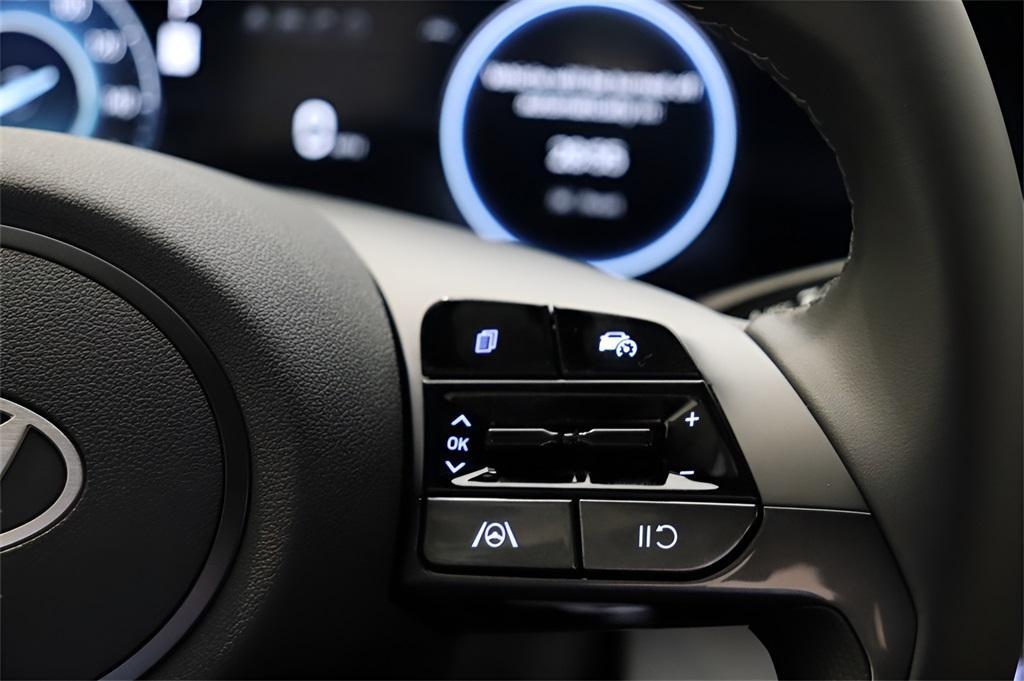 new 2025 Hyundai Elantra car, priced at $22,595