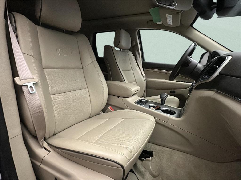 used 2015 Jeep Grand Cherokee car, priced at $20,500