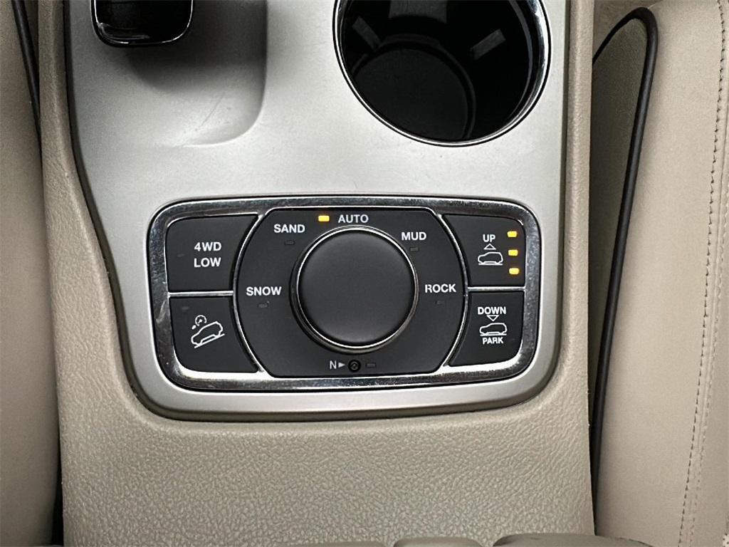 used 2015 Jeep Grand Cherokee car, priced at $20,500