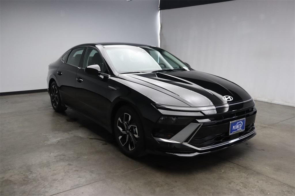 new 2025 Hyundai Sonata car, priced at $29,110