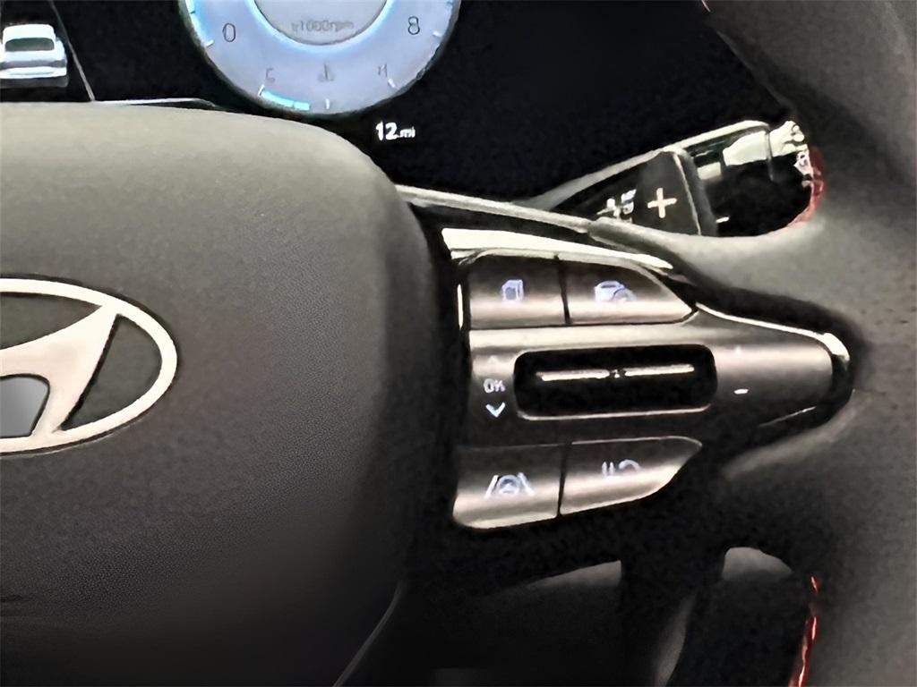 new 2025 Hyundai Elantra car, priced at $27,964