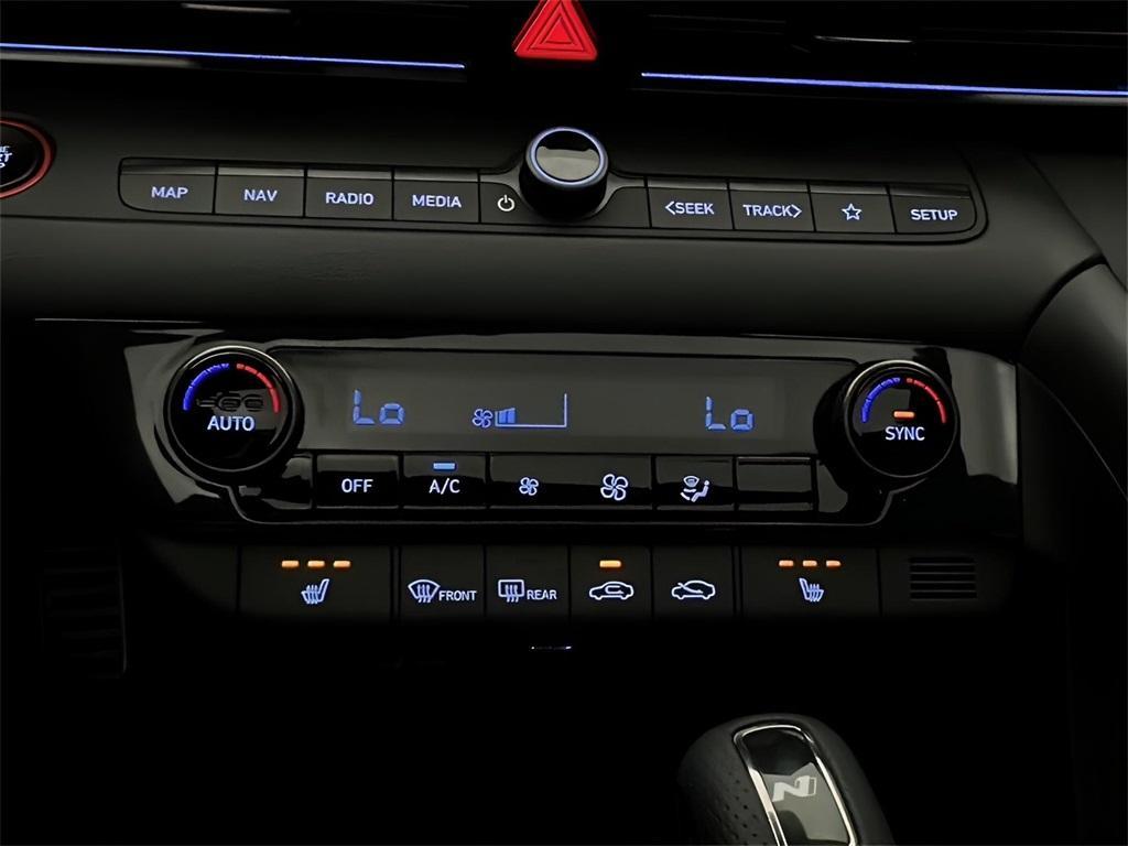 new 2025 Hyundai Elantra car, priced at $27,964