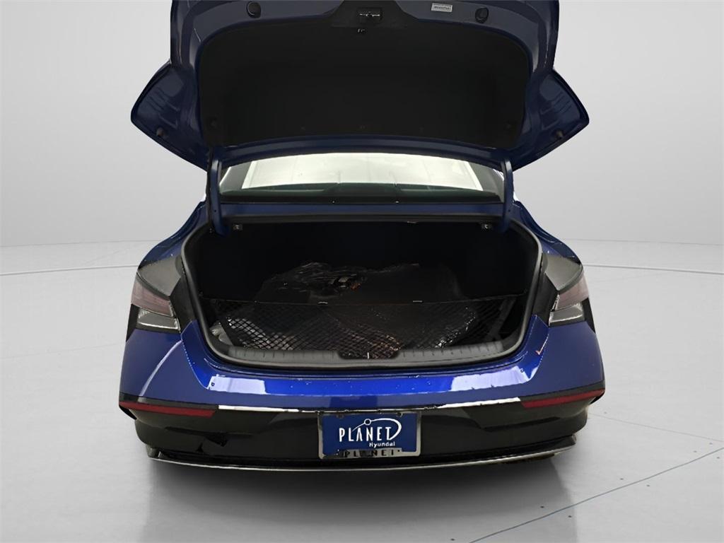 new 2025 Hyundai Elantra car, priced at $27,964