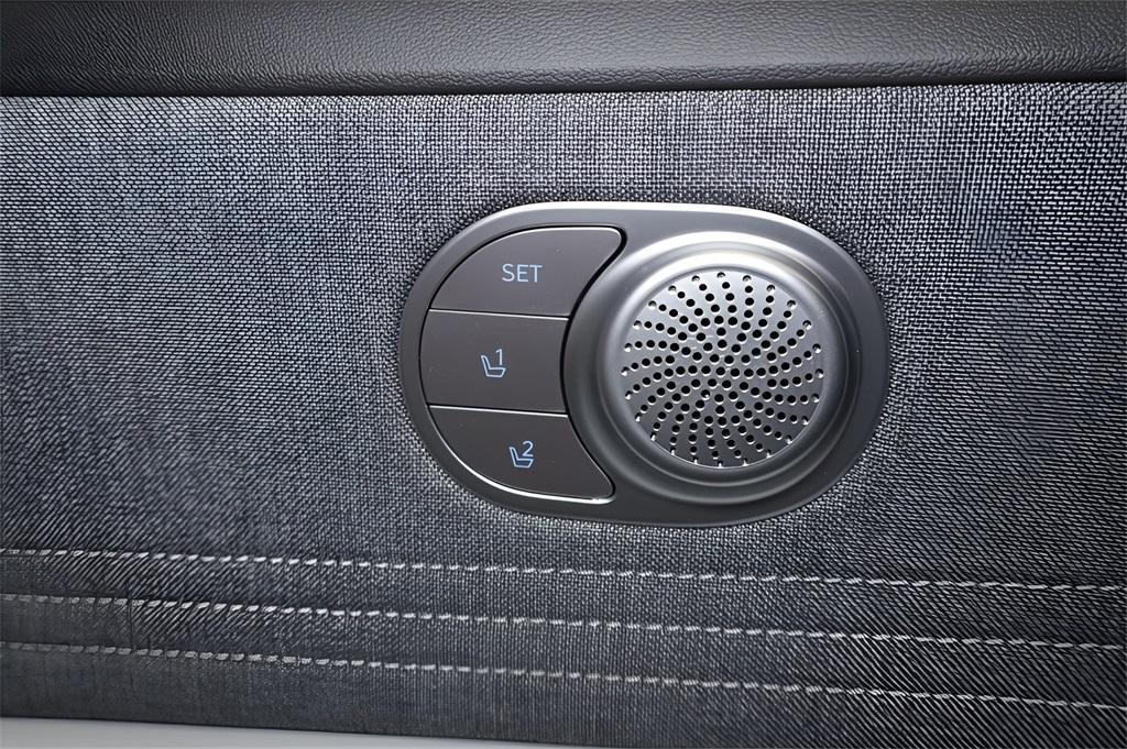 new 2025 Hyundai ELANTRA HEV car, priced at $25,521