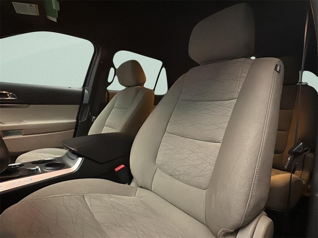 used 2014 Ford Explorer car, priced at $14,000