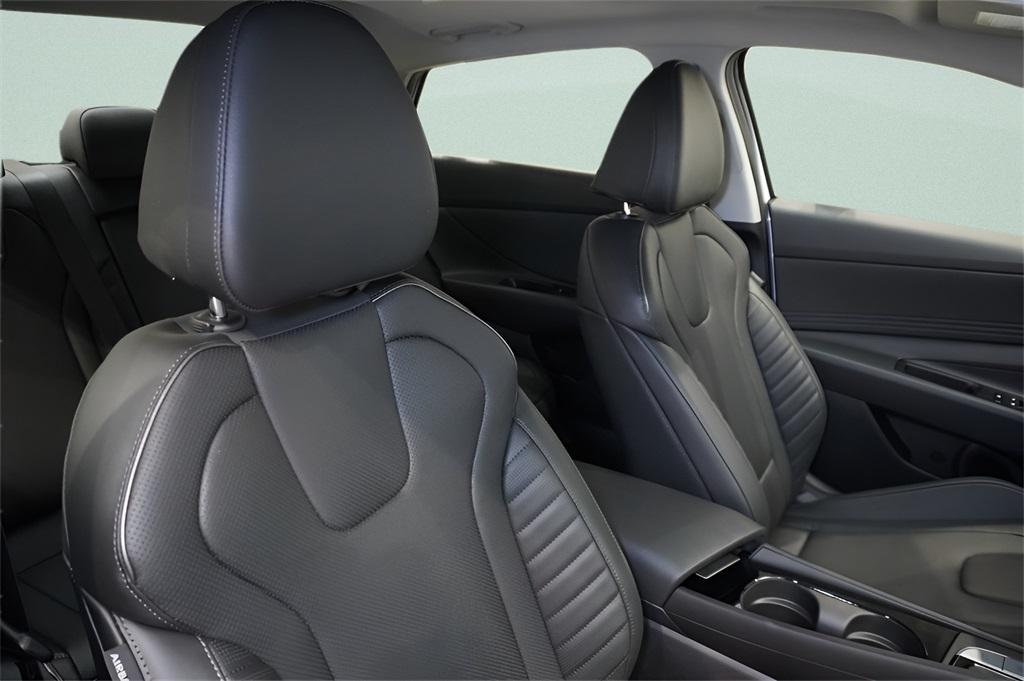 new 2025 Hyundai ELANTRA HEV car, priced at $25,866