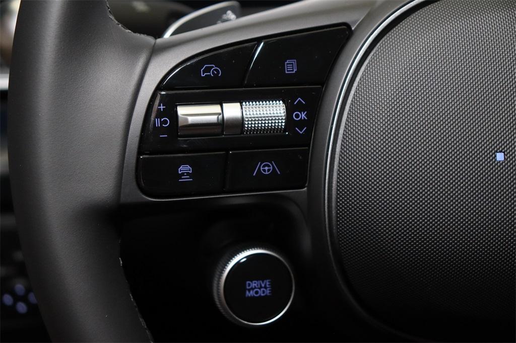 new 2025 Hyundai IONIQ 6 car, priced at $39,162