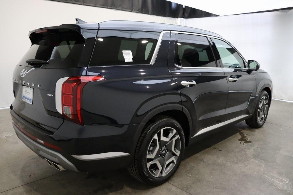 used 2024 Hyundai Palisade car, priced at $44,450