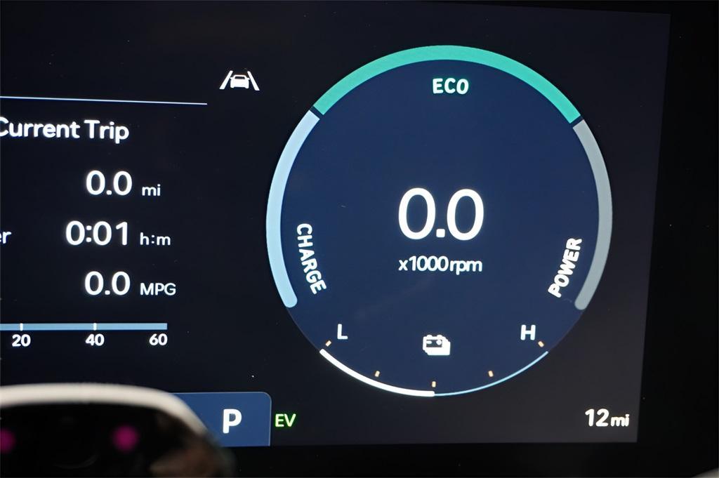 new 2025 Hyundai TUCSON Hybrid car, priced at $34,064