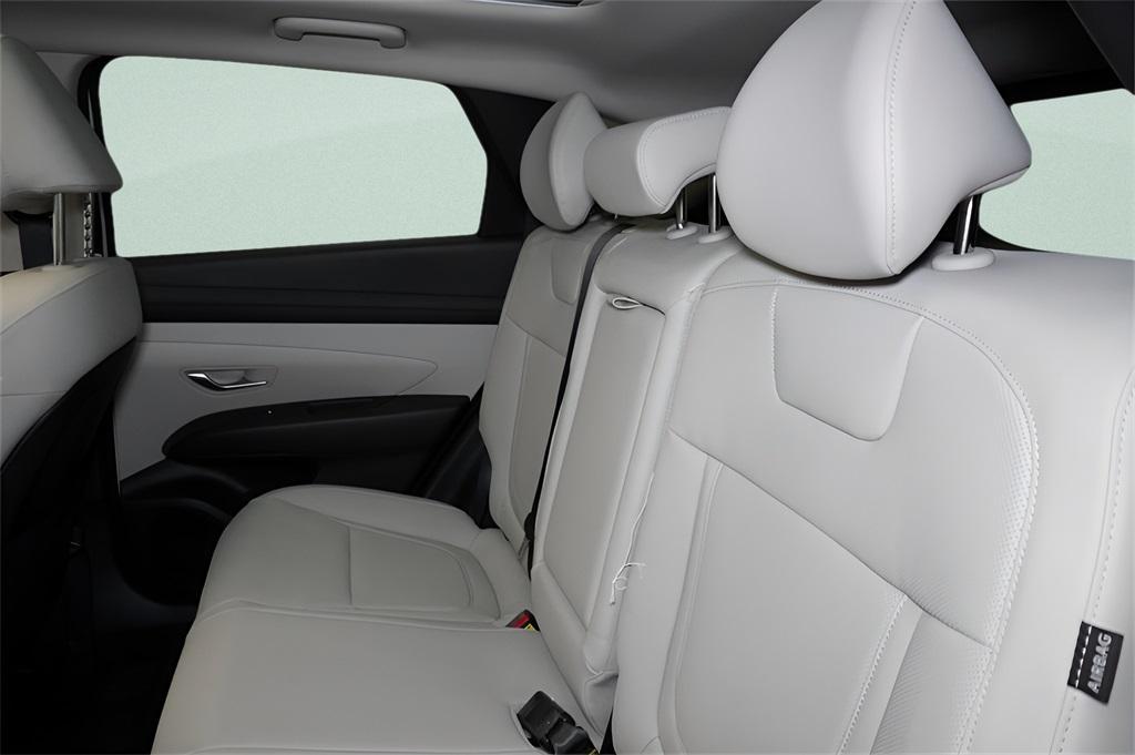 new 2025 Hyundai TUCSON Hybrid car, priced at $34,064