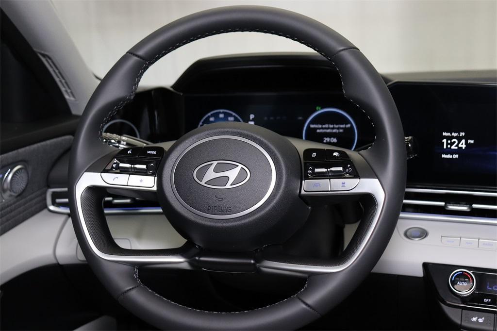 new 2024 Hyundai Elantra HEV car, priced at $29,155