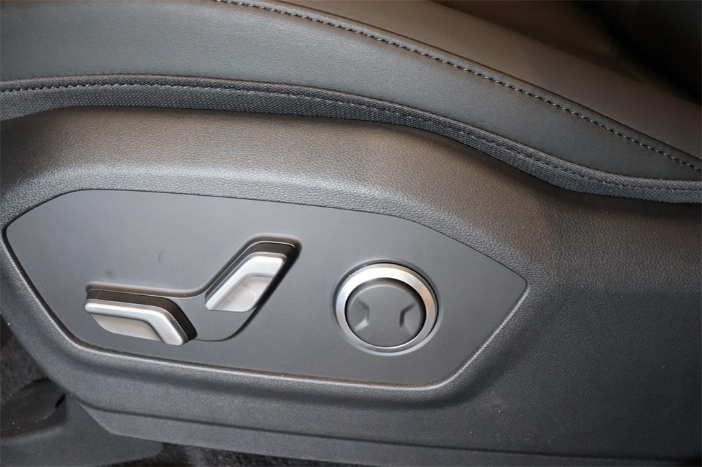 new 2025 Hyundai Santa Fe car, priced at $37,879