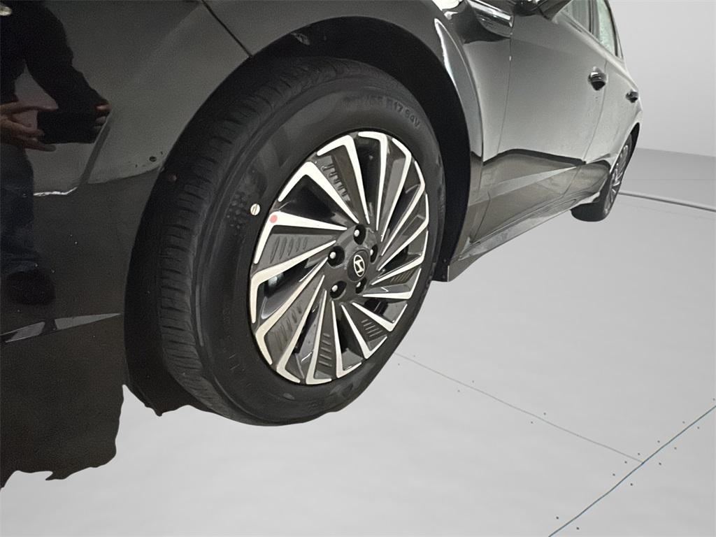 new 2026 Hyundai Sonata Hybrid car, priced at $32,795