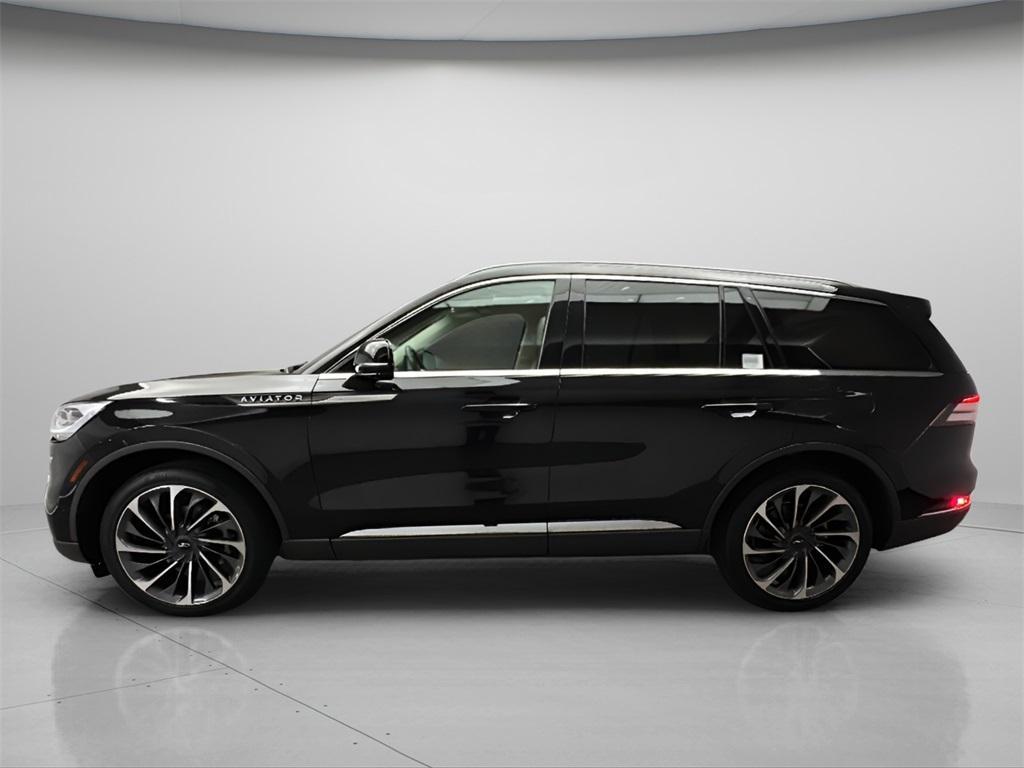 used 2020 Lincoln Aviator car, priced at $31,000
