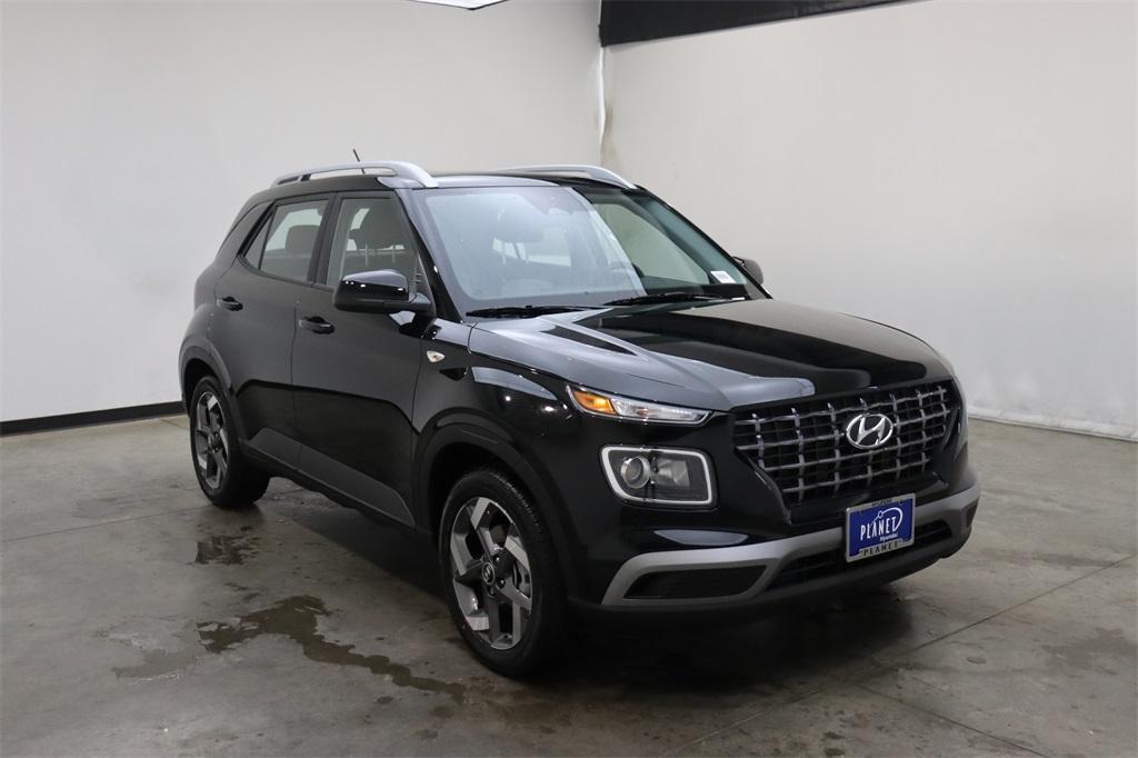 new 2025 Hyundai Venue car, priced at $21,968