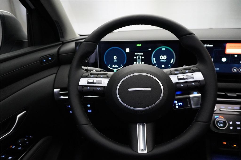 new 2025 Hyundai TUCSON Hybrid car, priced at $41,004