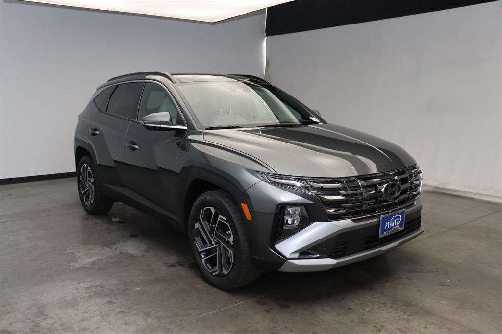 new 2025 Hyundai TUCSON Hybrid car, priced at $40,440