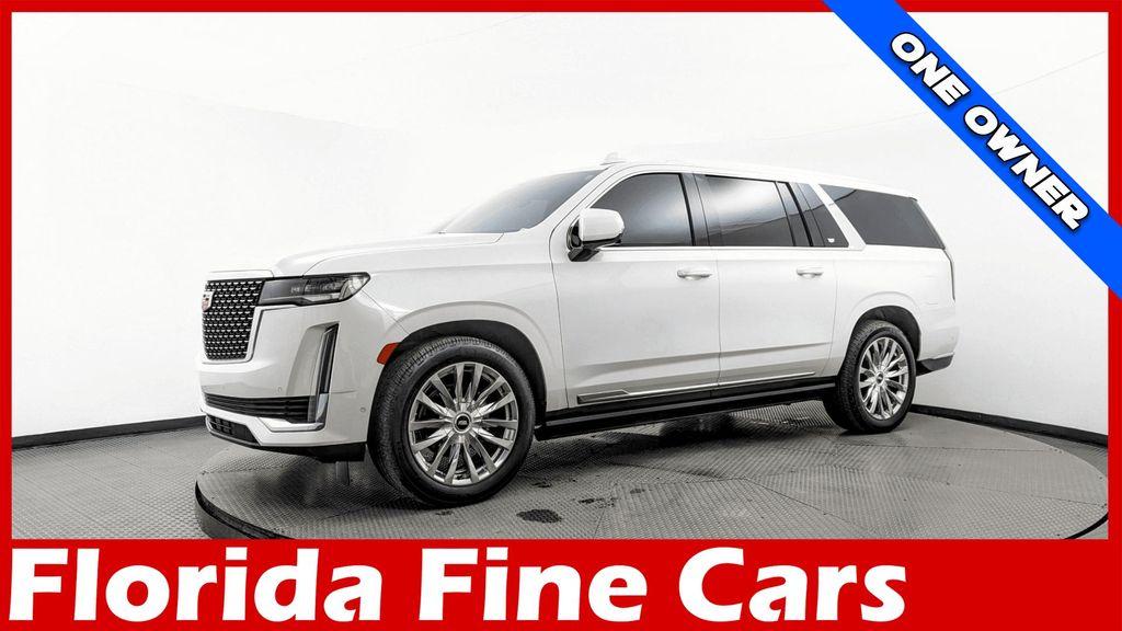 used 2022 Cadillac Escalade ESV car, priced at $55,998